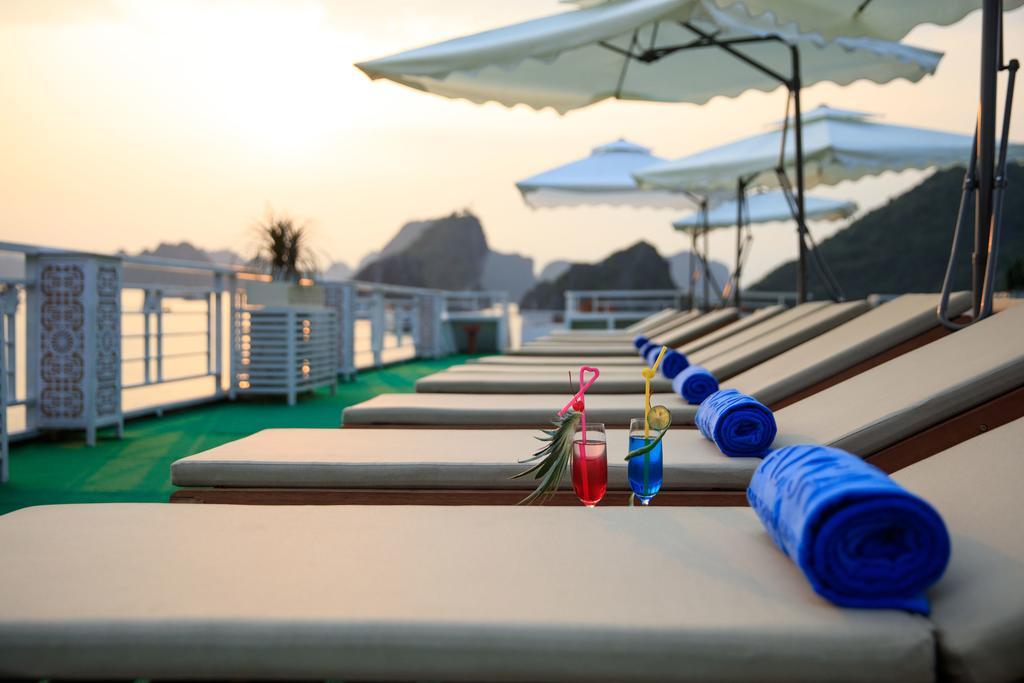 อลิสา พรีเมียร์ ครูซ Hotel ฮาลอง ภายนอก รูปภาพ