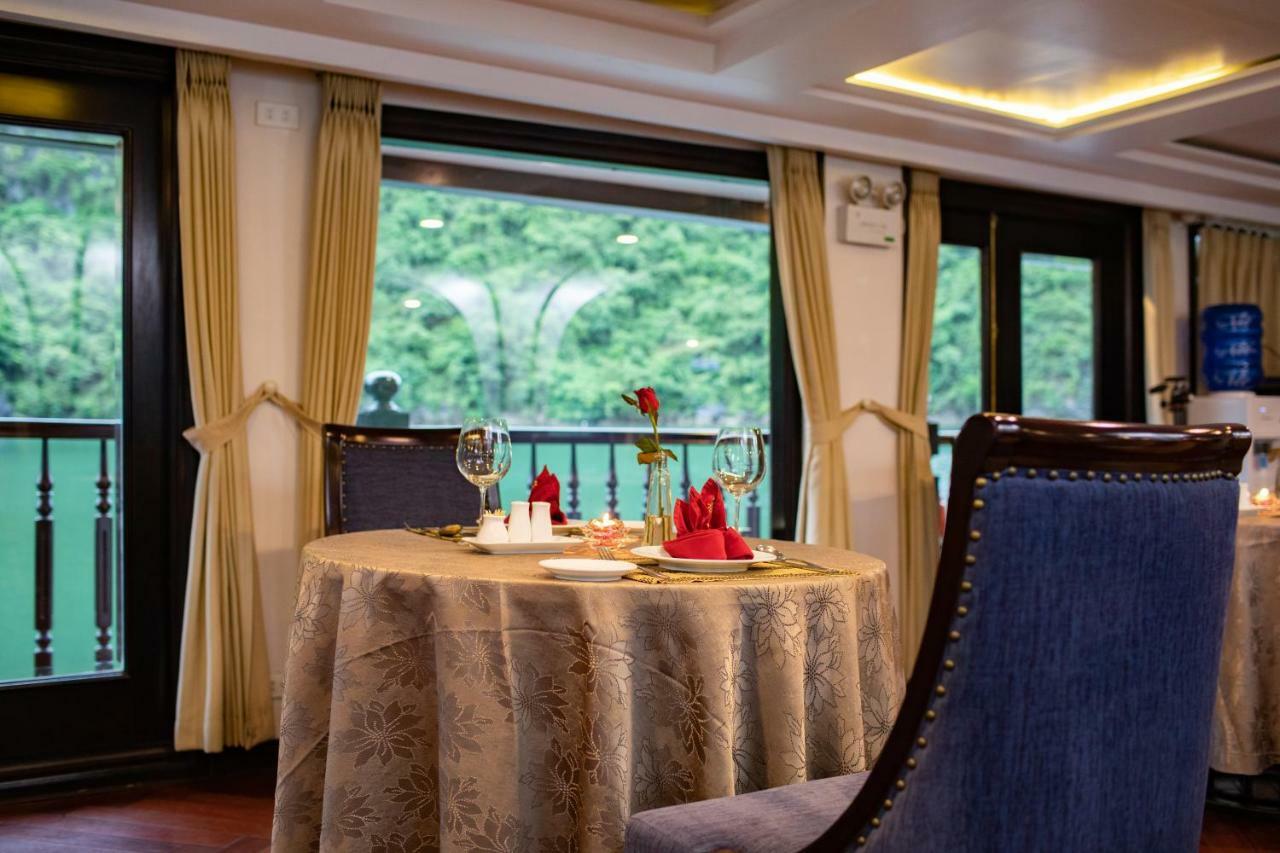 อลิสา พรีเมียร์ ครูซ Hotel ฮาลอง ภายนอก รูปภาพ