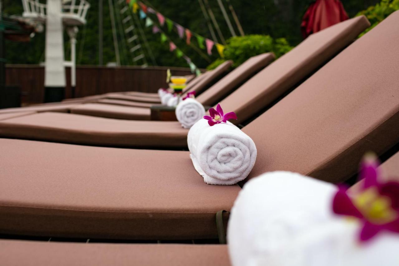 อลิสา พรีเมียร์ ครูซ Hotel ฮาลอง ภายนอก รูปภาพ