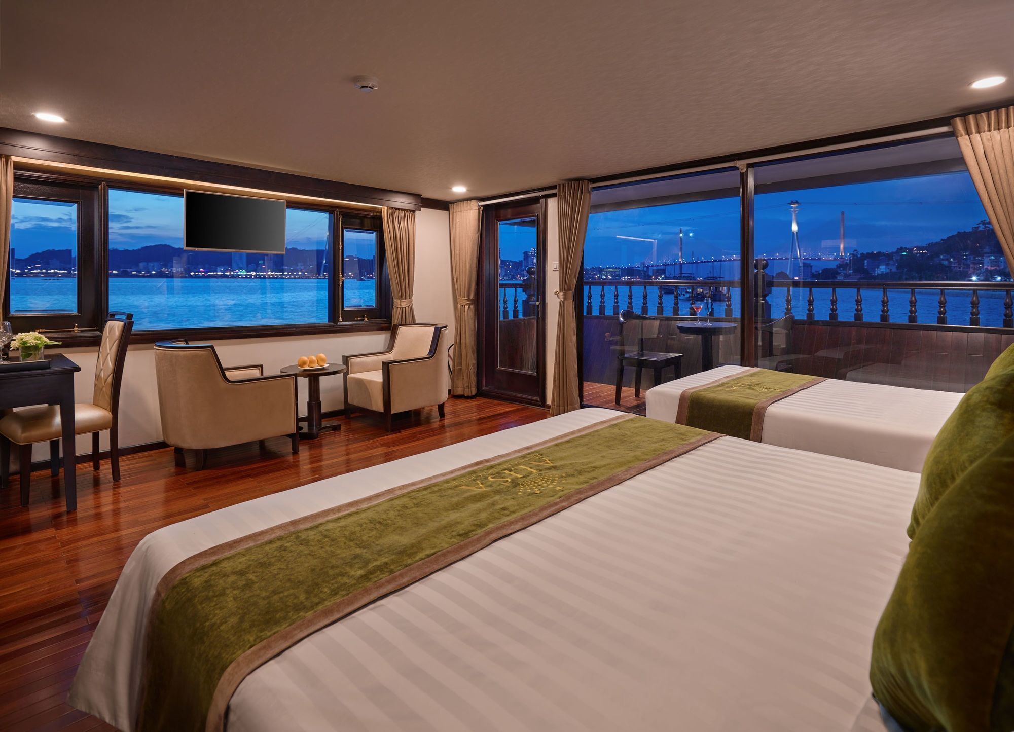 อลิสา พรีเมียร์ ครูซ Hotel ฮาลอง ภายนอก รูปภาพ