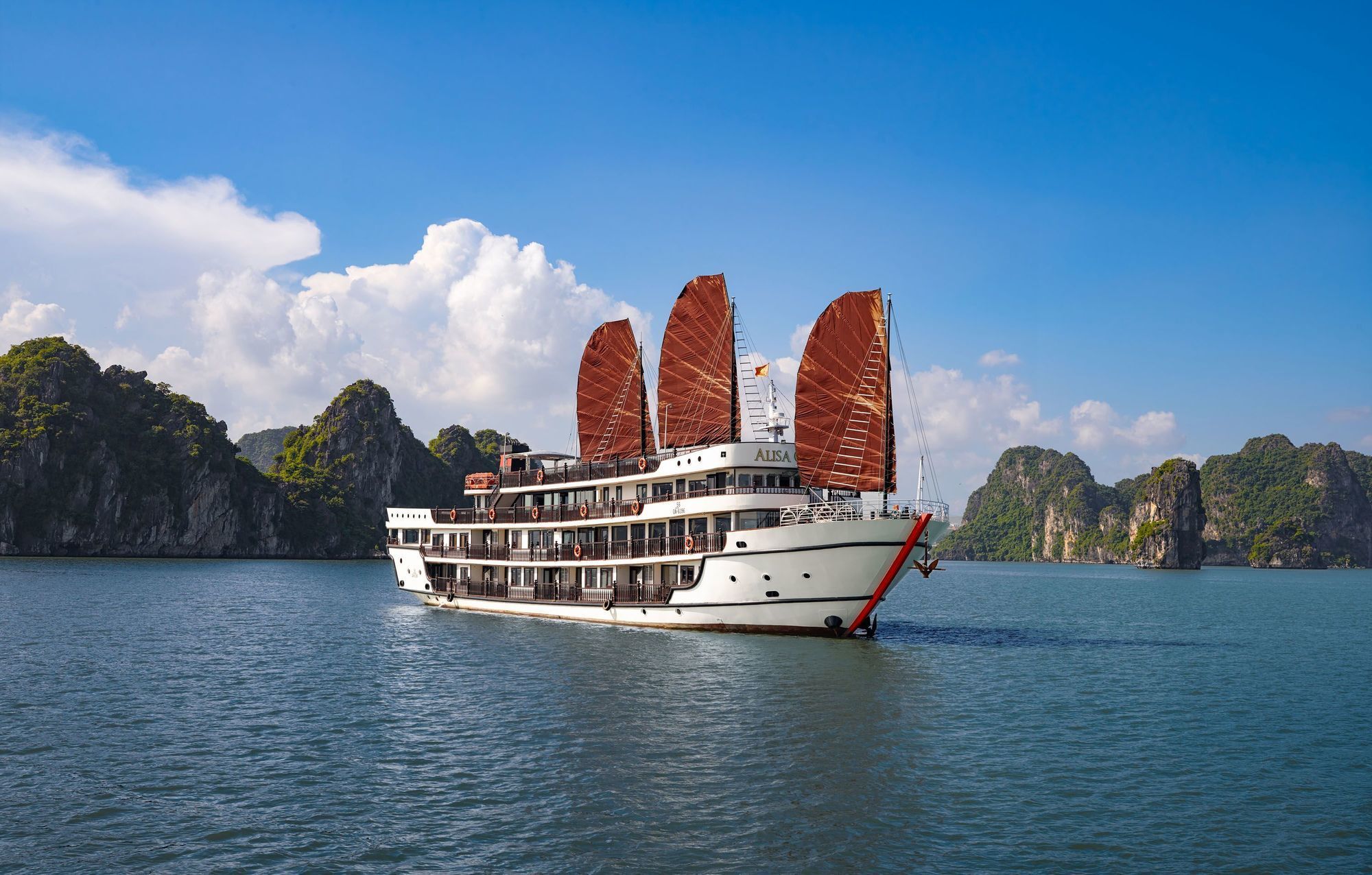 อลิสา พรีเมียร์ ครูซ Hotel ฮาลอง ภายนอก รูปภาพ