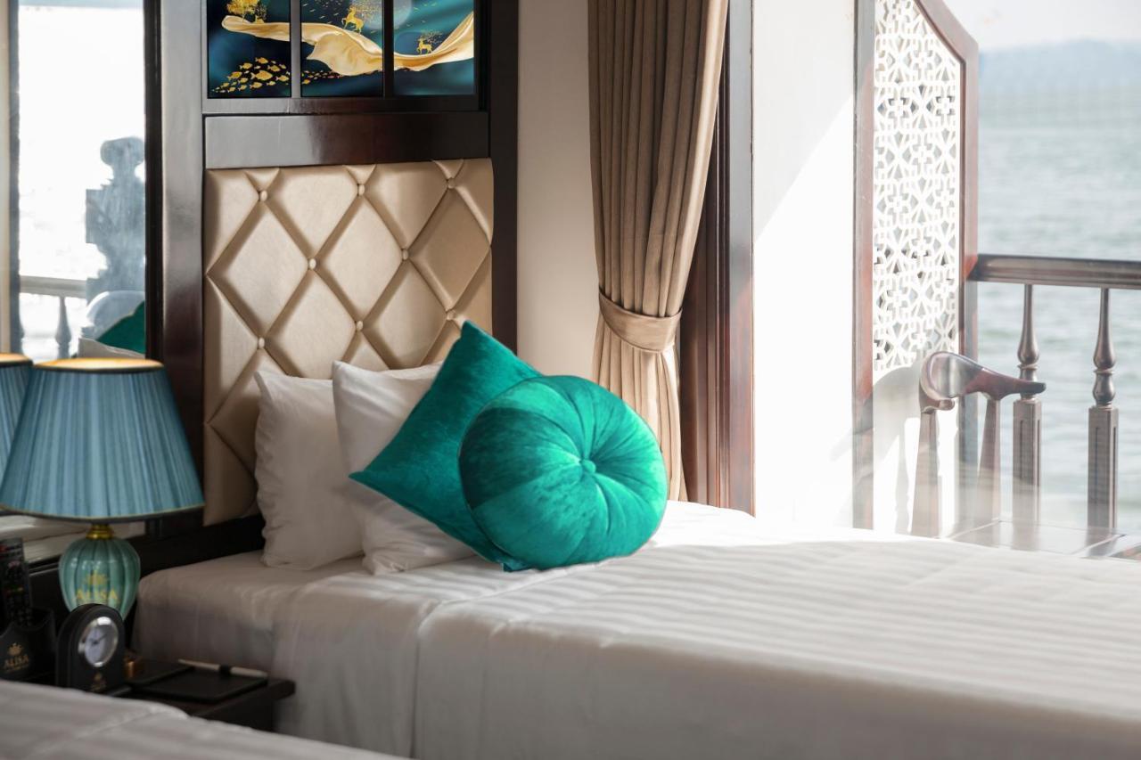 อลิสา พรีเมียร์ ครูซ Hotel ฮาลอง ภายนอก รูปภาพ
