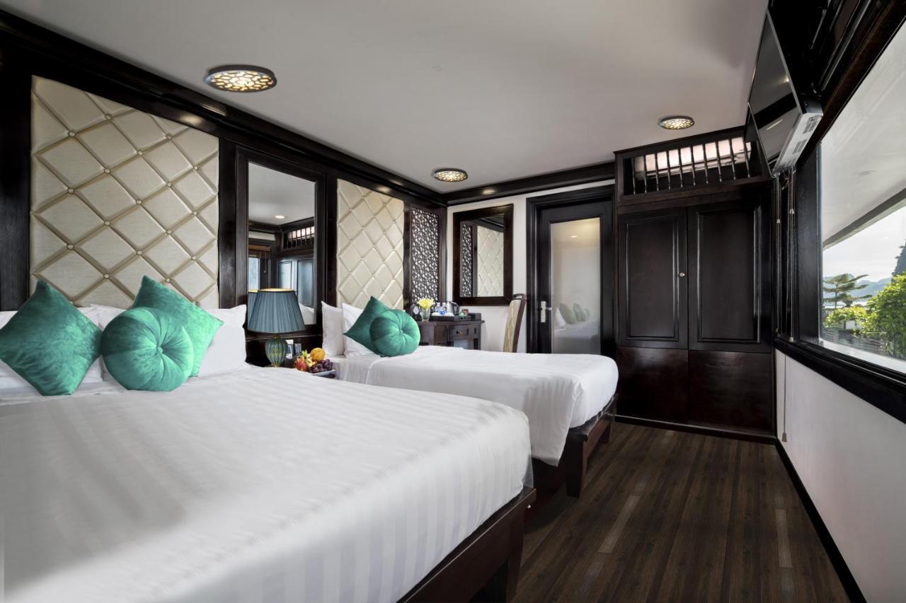 อลิสา พรีเมียร์ ครูซ Hotel ฮาลอง ภายนอก รูปภาพ